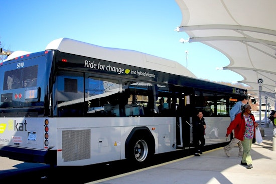 Knoxville Area Transit Offers Free Rides to Warming Centers Amid Freezing Temperatures