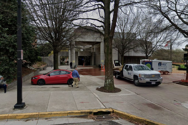 Knoxville Becomes First Tennessee City to Join DOE's Charging Smart EV Program
