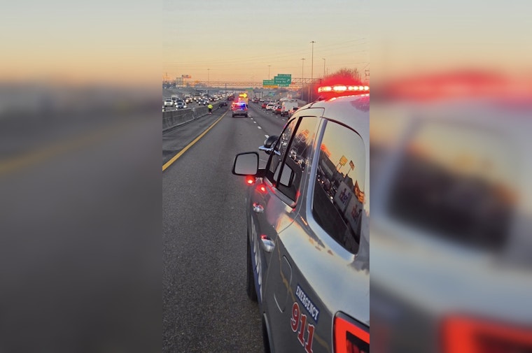 Knoxville Commuters Face Delays as Crash Blocks Multiple Lanes on I-40 West Near Gallaher View Road