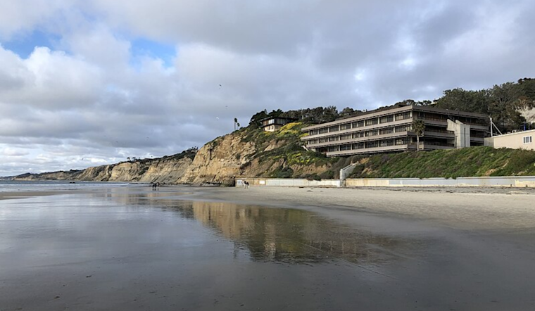 La Jolla Shores Beach Reopens with Advisory Following 850 Gallon Sewage Spill