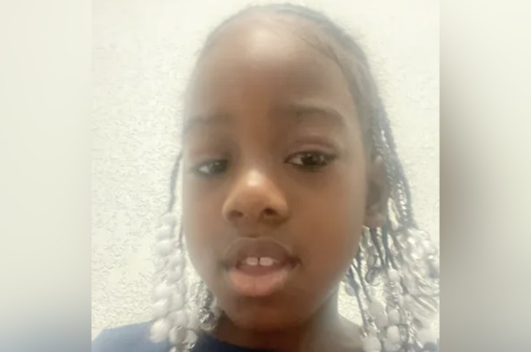 Lakeland Community Rallies to Find Missing 6-Year-Old Empress Moore as Police Deploy Helicopters and Bloodhounds in Search