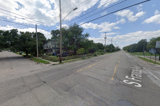 Lansing Police Officer Shoots and Kills Dog After Being Bitten During Arrest of Larceny Suspect on South Francis Ave