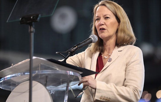 Legal Mayhem Unleashed as Arizona Fights Back Against Trump's Explosive Bid to End Birthright Citizenship