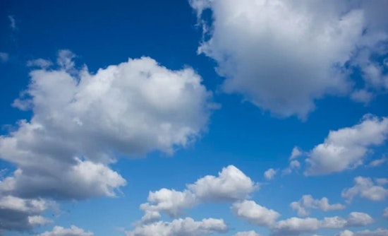 Los Angeles Braces for Weekend Rainfall, Umbrellas Ready as Showers Loom