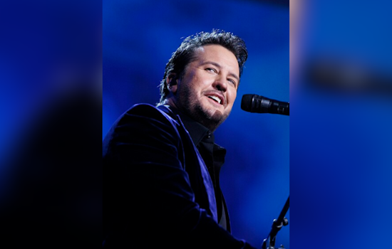Luke Bryan Set to Sizzle in Pittsburgh with "Country Song Came On Tour" at Pavilion at Star Lake