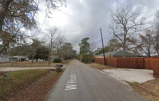 Man and Woman Injured in Highlands Drive-By Shooting; Children Unharmed Amidst Daytime Violence