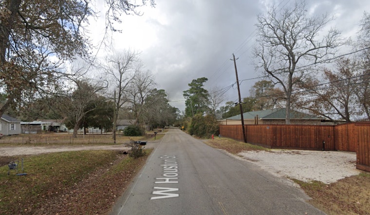 Man and Woman Injured in Highlands Drive-By Shooting; Children Unharmed Amidst Daytime Violence