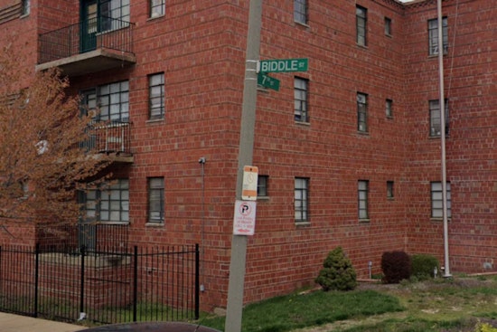 Man Critically Injured in Domestic Stabbing Incident in St. Louis, Female Suspect Still At Large