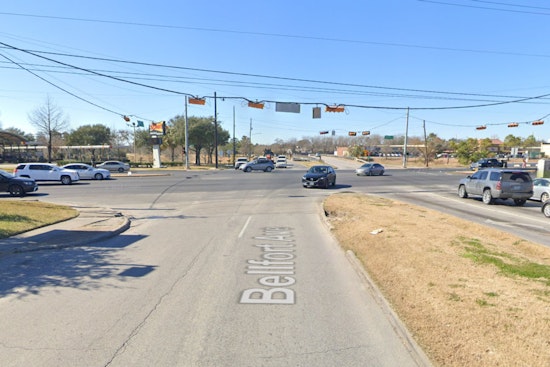 Man Dies in Traffic Incident on Bellfort Street in Houston, Investigation Underway