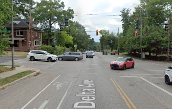 Man Dies in Tragic Car Accident After Vehicle Strikes Tree in Cincinnati's Hyde Park