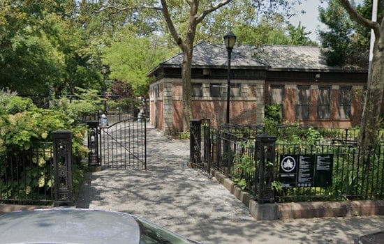 Man Fatally Shot in Carroll Gardens' Park, Suspect Sought by NYPD