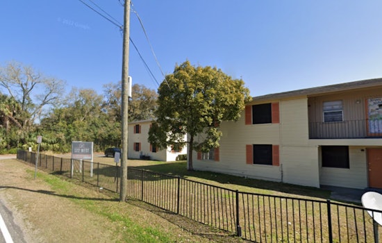 Man Fatally Shot in Jacksonville Apartment Complex; Nearby Westside High on Lockout for Safety