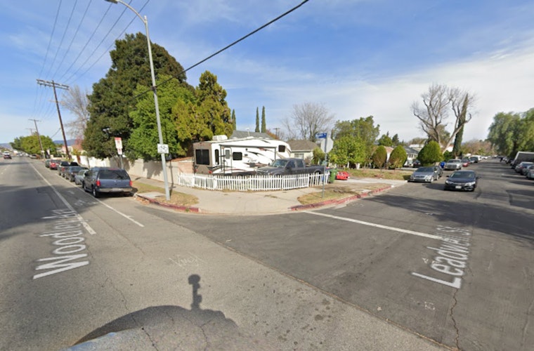 Man Fatally Shot in Van Nuys, LAPD Investigating with No Suspects Arrested