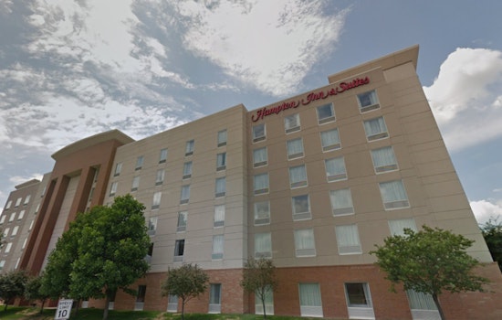 Man Robbed at Gunpoint in St. Louis Hampton Inn During Online Date Gone Wrong