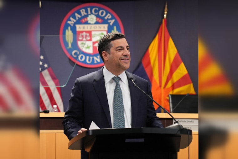 Maricopa County Chairman Thomas Galvin Shoots for NHL's Return to Phoenix, Talks With Commissioner Bettman Underway