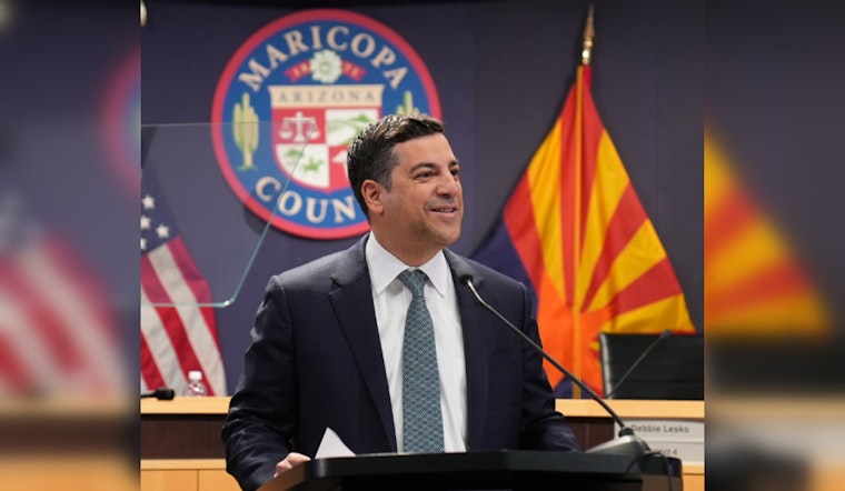 Maricopa County Chairman Thomas Galvin Shoots for NHL's Return to Phoenix, Talks With Commissioner Bettman Underway