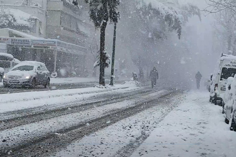Mayor Bowser Activates DC Snow Team Ahead of Friday's Snow Showers, Urges Community to Prepare