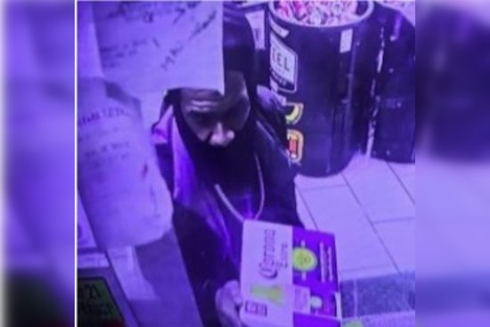 Memphis Police Search for Suspect After Early Morning Robbery in Memphis, Community Urged to Help