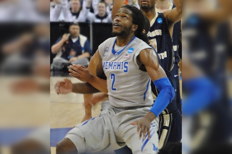 Memphis Tigers Triumph Over UAB with 100-77 Win, Securing Top Spot in AAC, Wisconsin Badgers Crush Nebraska 83-55