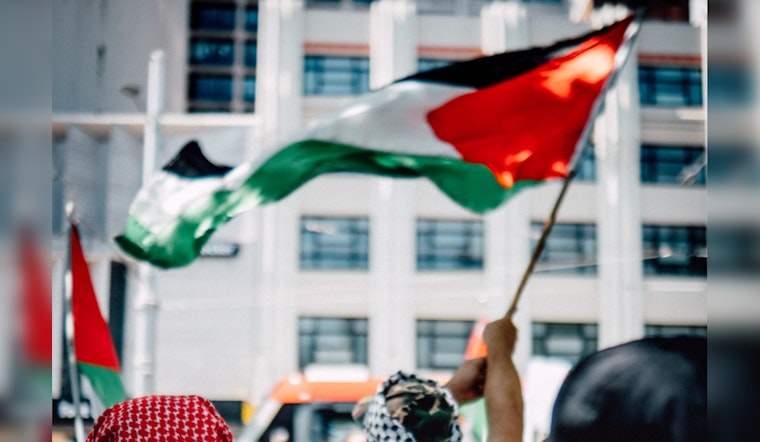 Metro Detroit's Jewish and Arab Communities Cautiously Optimistic as Israel-Hamas Ceasefire Begins