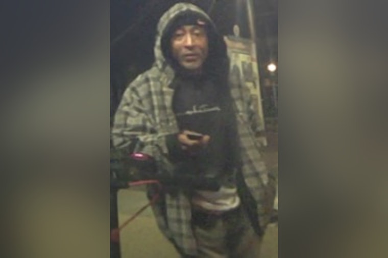 Metropolitan Police Seek Public's Aid to Identify Suspect in Northeast DC Attempted Robbery