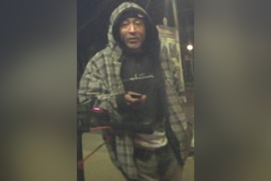 Metropolitan Police Seek Public's Aid to Identify Suspect in Northeast DC Attempted Robbery