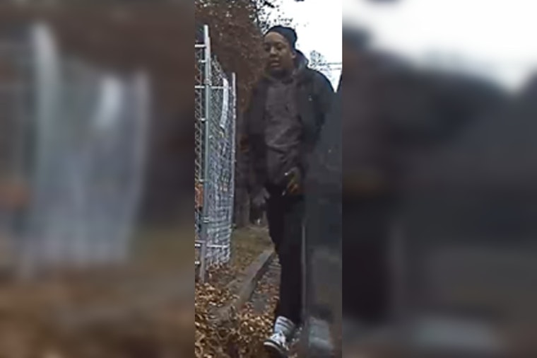 Metropolitan Police Seek Suspect in Vehicle Theft on Northwest Side, $1,000 Reward Offered for Leads