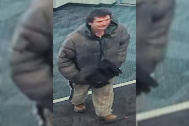 Metropolitan Police Seeks Assistance to Identify Southwest Theft Suspect; $1,000 Reward Offered
