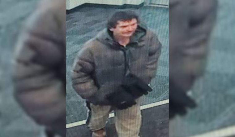 Metropolitan Police Seeks Assistance to Identify Southwest Theft Suspect; $1,000 Reward Offered