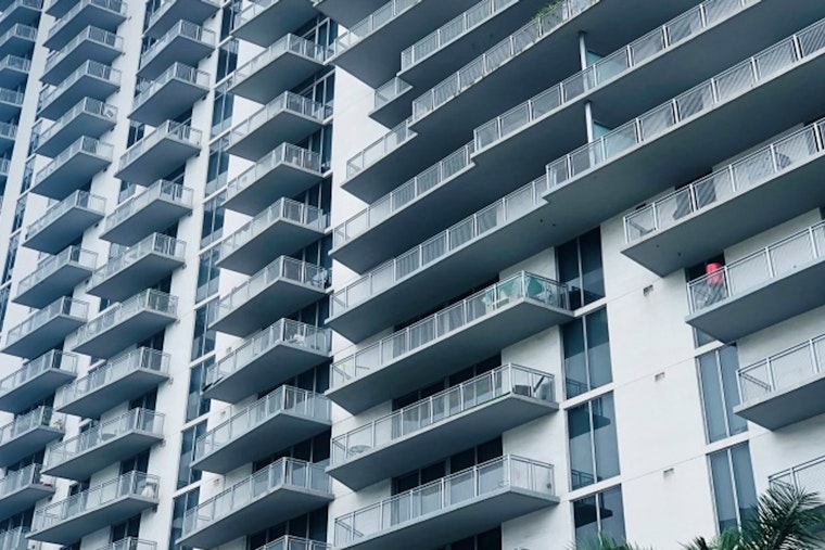 Miami-Dade Community Associations Urged to Meet Feb. 1 Registration Deadline to Comply with County Ordinance