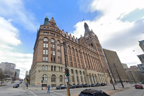 Milwaukee at a Crossroads, City Pushes Back on ICE Detention Expansion Amidst Immigration Policy Concerns
