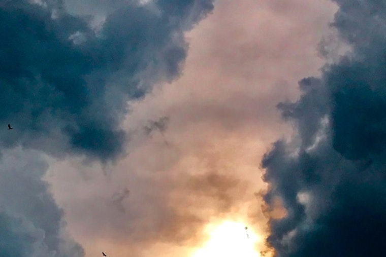 Milwaukee Faces Chilly Mornings and Variable Weather, with Sunny Spells and Possible Rain and Snow Ahead