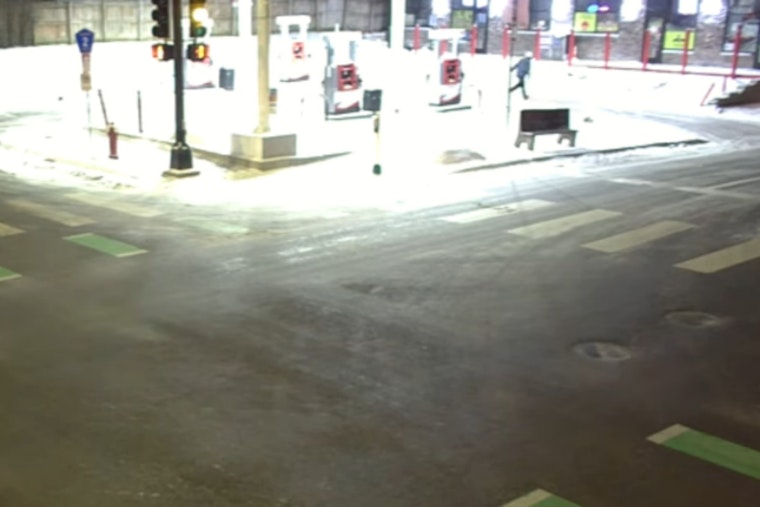 Minneapolis Gas Station Owner Foils Burglary Attempt by Aiding Police with Live Security Footage