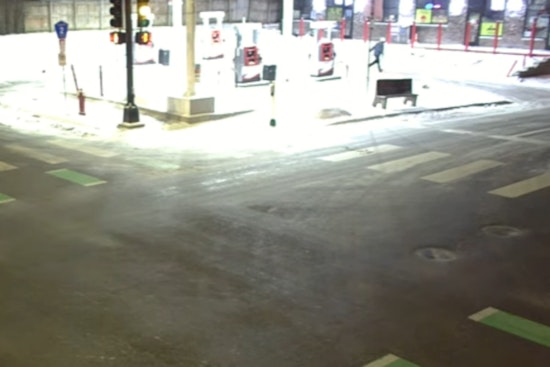 Minneapolis Gas Station Owner Foils Burglary Attempt by Aiding Police with Live Security Footage