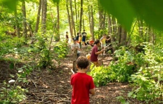 Minneapolis Parks Offer Wintry Wildlife Adventures and Nature Workshops for All Ages