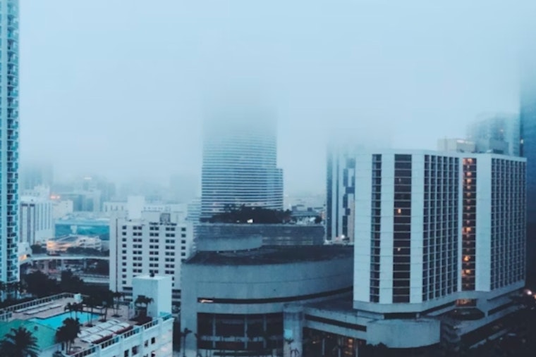 Morning Fog Gives Way to Mild Miami Weather Ahead of Approaching Cold Front