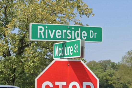 Motorcyclist Airlifted to Hospital After Collision on Riverside Drive in Clarksville, Police Seek Witnesses