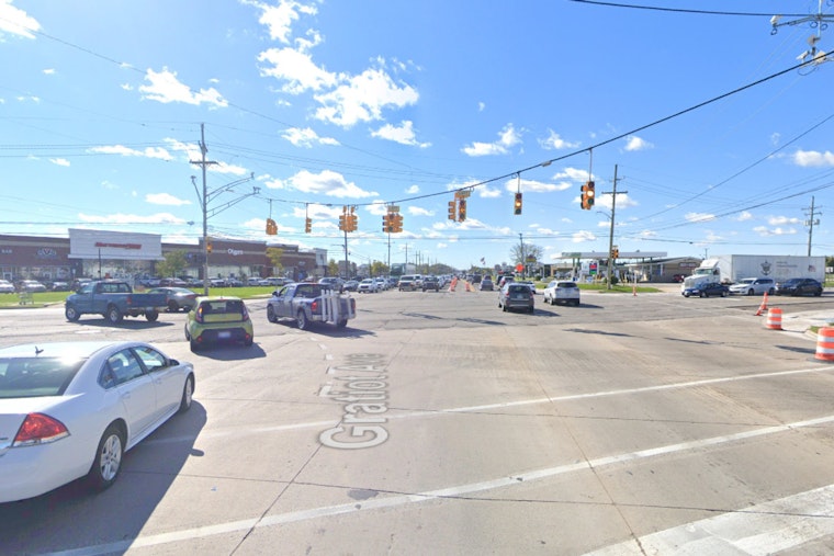 Multiple Injuries Reported After Head-On SUV Collision on Gratiot Avenue in Macomb County