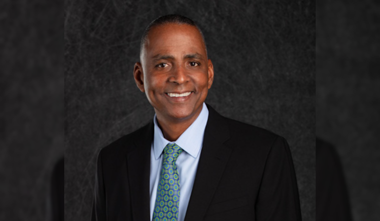 New Era in El Paso Governance as Mayor Renard Johnson and Fresh City Council Members Take Office
