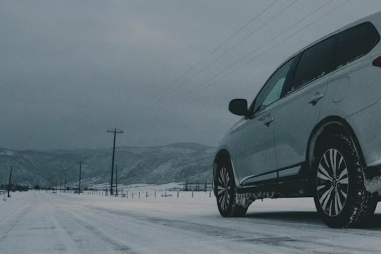New Orleans Residents Warned of Perilous Icy Conditions as NWS Advises Caution on Roads