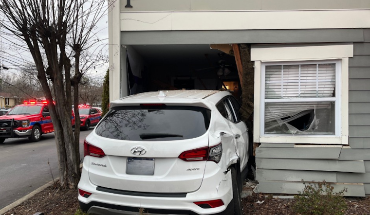 No Serious Injuries Reported as Car Crashes into Murfreesboro Apartment Building Following Three-Vehicle Accident
