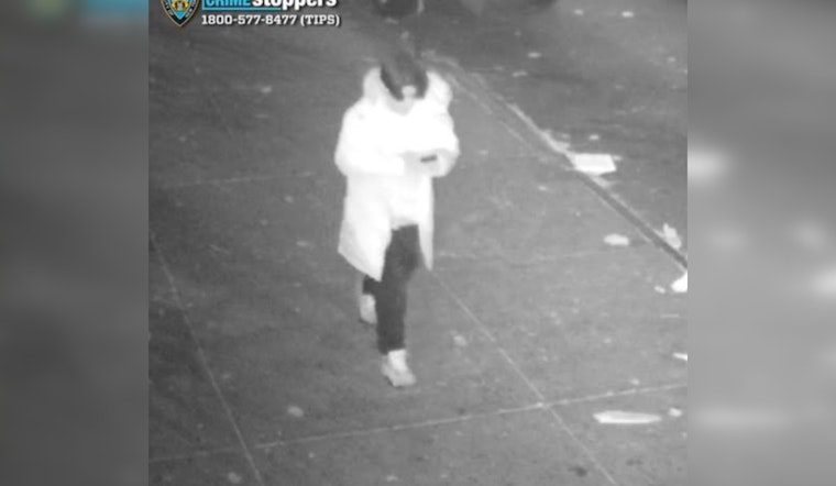 NYPD Seeks Public Help to Find Suspects in Manhattan Stabbing, Offers $3,500 Reward