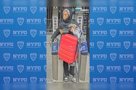 NYPD Seeks Public Help to Nab Suspect in Manhattan Subway Stabbings and Offers $3,500 Reward