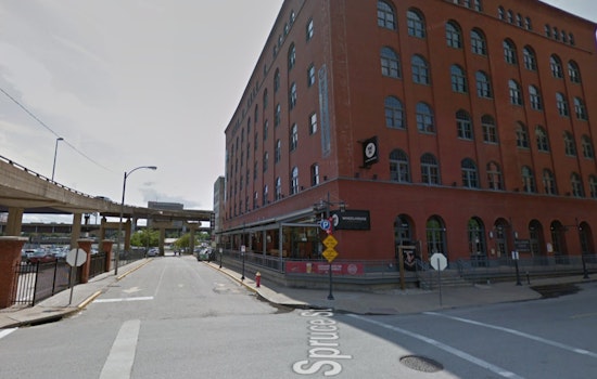 Off-Duty Officer Fatally Shoots Armed Man Amidst Downtown St. Louis Bar Brawl