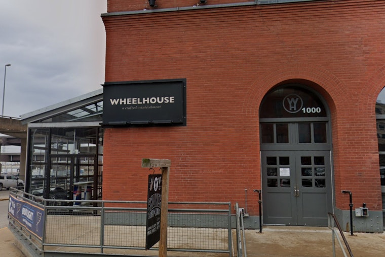 Off-Duty Officer Fatally Shoots Armed Man During Brawl Outside Downtown St. Louis Bar