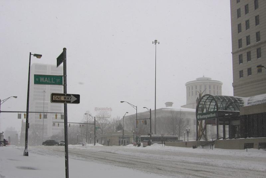 Ohio Valley in Grip of Arctic Blast: Columbus and Cincinnati Brace for Continued Cold and Snow Accumulations