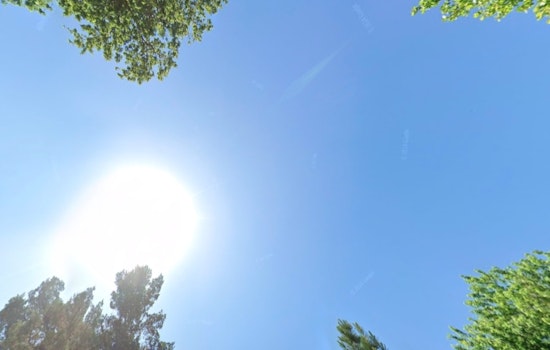 Oklahoma City Welcomes Sunny Skies and Rising Temperatures with NWS Advising Umbrellas for Midweek Rain Chances