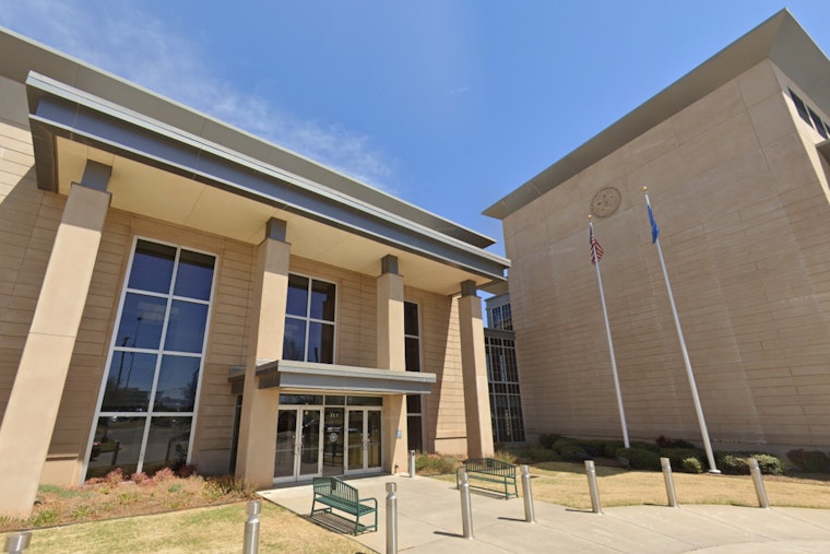 Oklahoma Mourns the Loss of Esteemed Businessman and Civic Leader Gene Rainbolt at 95