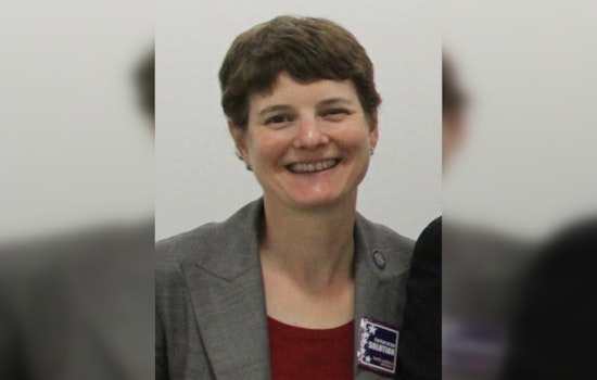 Oregon Treasurer Elizabeth Steiner Advocates for HB 2200 to Shield Public Retirement Fund from Climate Risks