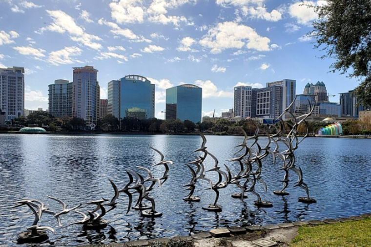 Orlando Braces for Continued Chill as Freeze Warning Extends in Central FL, Gradual Warm-Up on Horizon